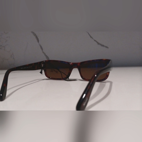 NEW Persol Unisex Sunglasses - Picture 3 of 3